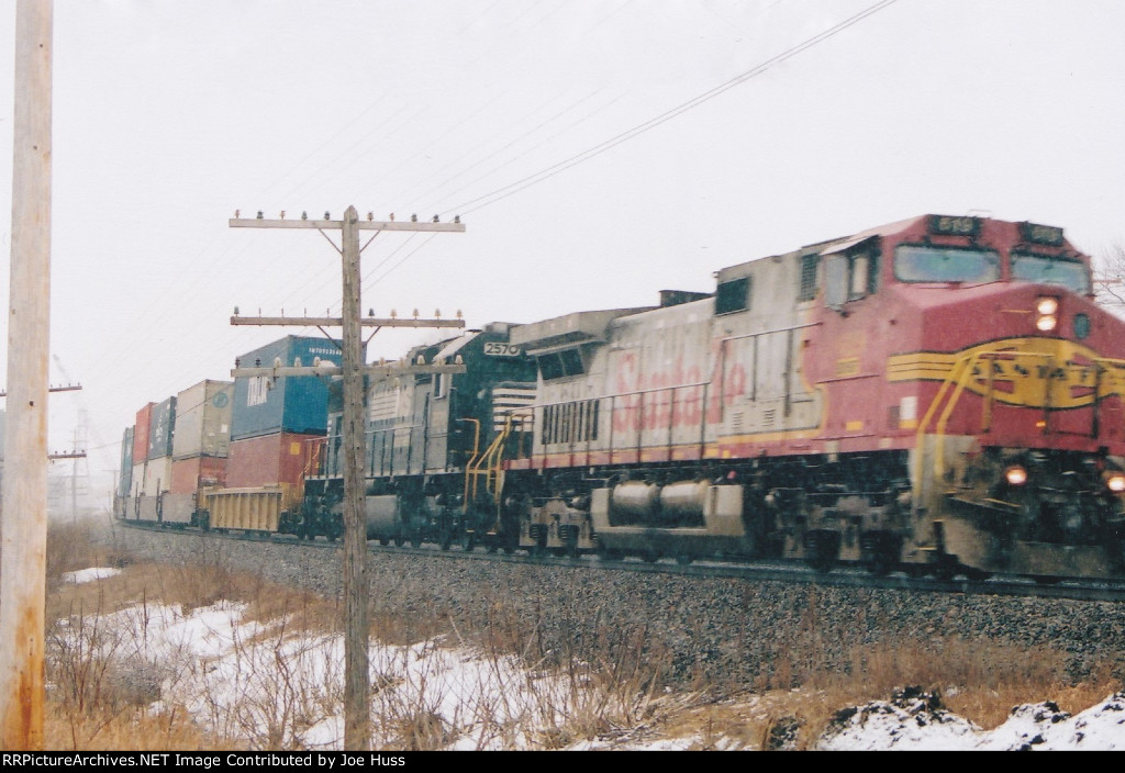 BNSF 619 West